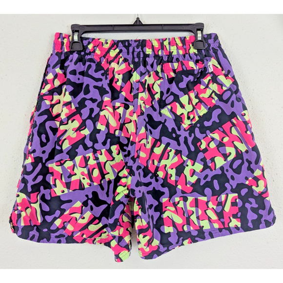 Nike sz L Retro Purple Camo Hyper Pink Volley Shorts lined men 0661 - Picture 2 of 4